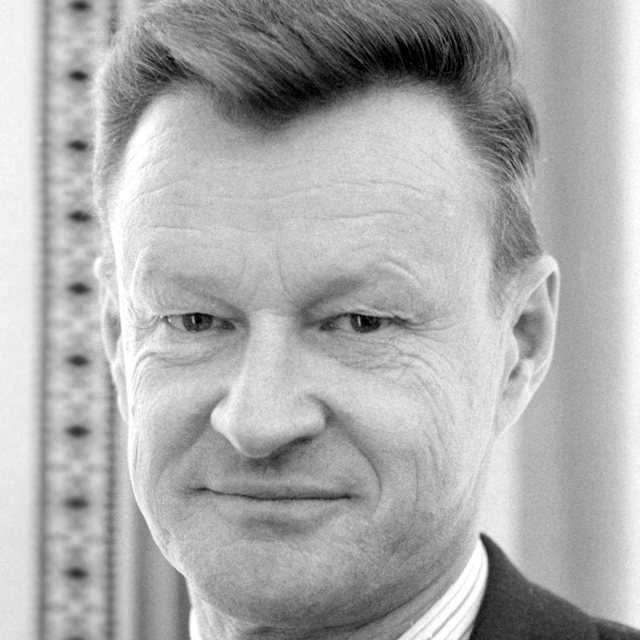 Збигнев Бжезинский